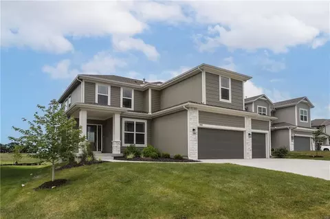 18991 W 169th Pl, Olathe, KS 66062