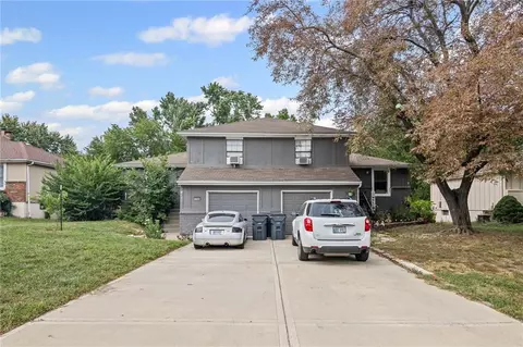 1106-1108 W Sheridan St, Olathe, KS 66061