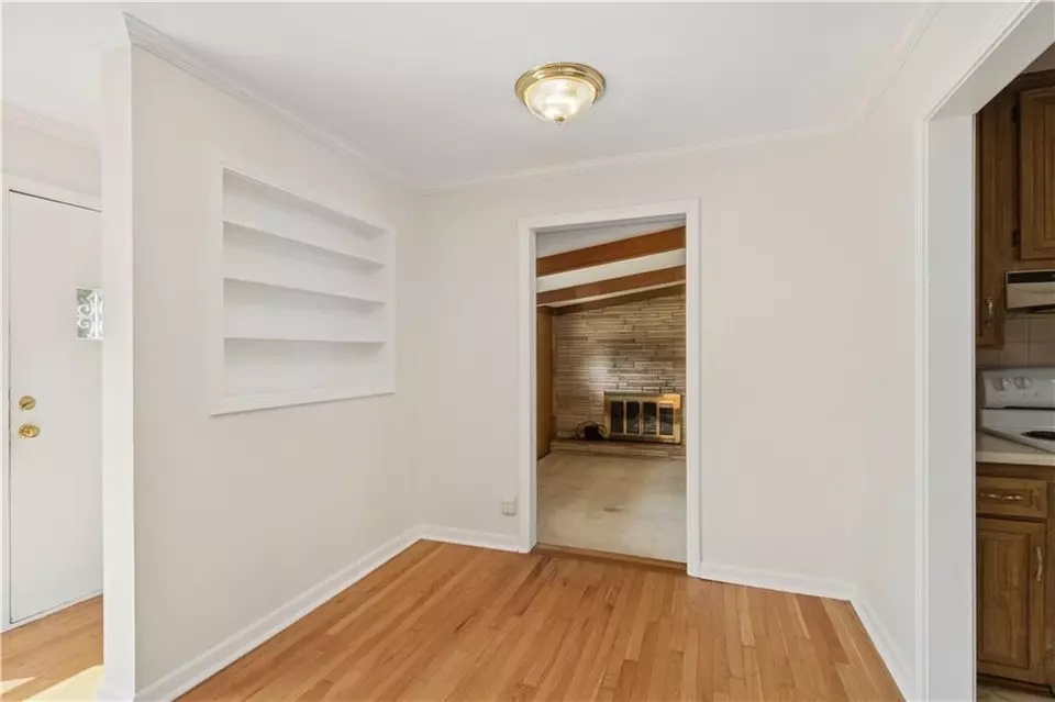 Other - 8117 Jarboe St, Kansas City, MO 64114 photo 3 of 3