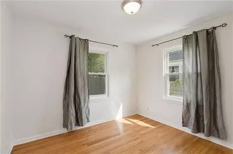 Bedroom - 8117 Jarboe St, Kansas City, MO 64114 photo 1 of 2