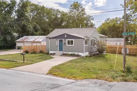 7502 James A Reed Rd, Kansas City, MO 64138