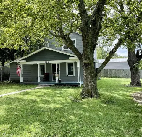 203 S Scott St, Scranton, KS 66537
