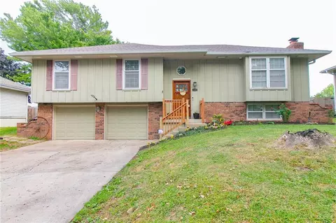 1300 SE Piccadilly St, Blue Springs, MO 64014
