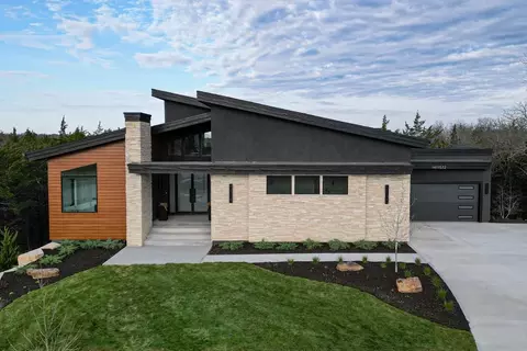 11532 S Hollis Ln, Olathe, KS 66061