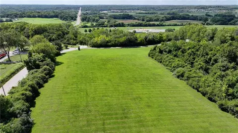 21708 Eureka Rd, Independence, MO 64057 photo 7