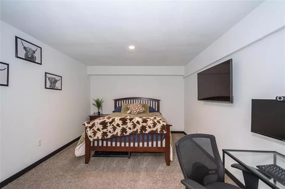 Bedroom - 4514 Strong Ave, Kansas City, KS 66106 photo 5 of 6