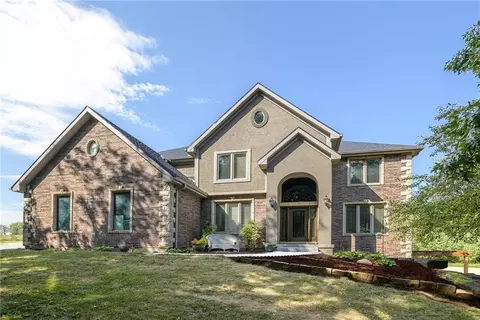 22119 171st St, Basehor, KS 66007
