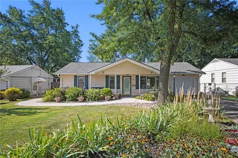 8403 E 110th Ter, Kansas City, MO 64134