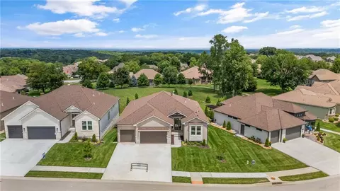 1600 NE Park Springs Ter, Lees Summit, MO 64064