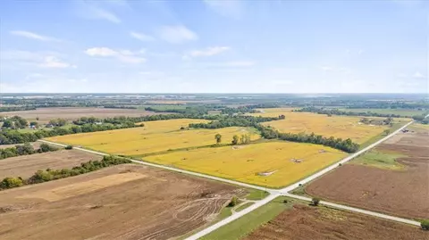 175 Th Sunflower Rd, Edgerton, KS 66030