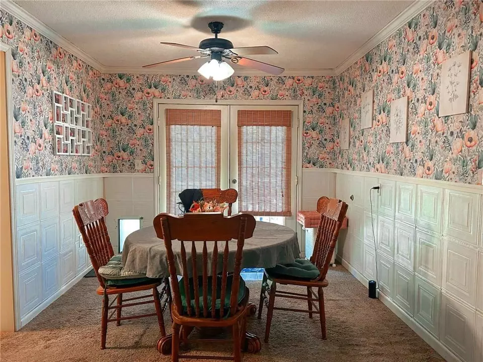 Dining - 529 N 5th St, Lacygne, KS 66040 photo 2 of 2