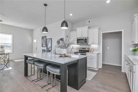 119 S Diane Dr, Olathe, KS 66061