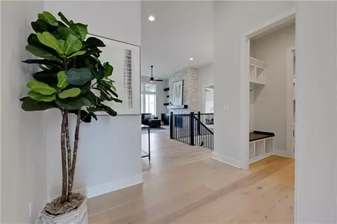 Entry Way - 9836 Shady Bend Rd, Lenexa, KS 66227 photo 2 of 5