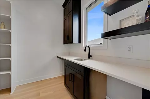 Kitchen - 9836 Shady Bend Rd, Lenexa, KS 66227 photo 4 of 4