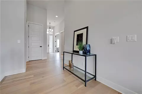 Entry Way - 9836 Shady Bend Rd, Lenexa, KS 66227 photo 3 of 5
