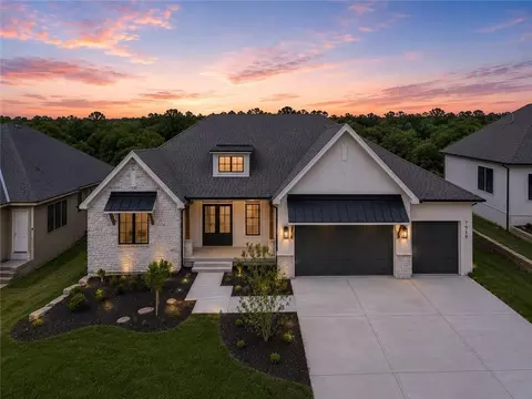 7919 Millridge St, Shawnee, KS 66220