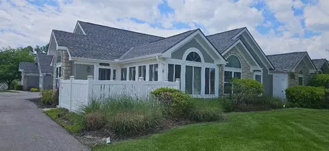 7134 Hedge Lane Ter, Shawnee, KS 66227