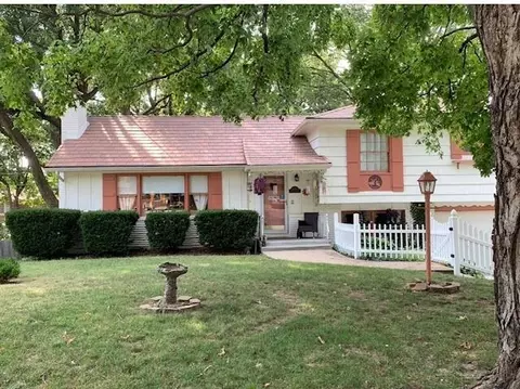 4004 S Fuller Ave, Independence, MO 64052