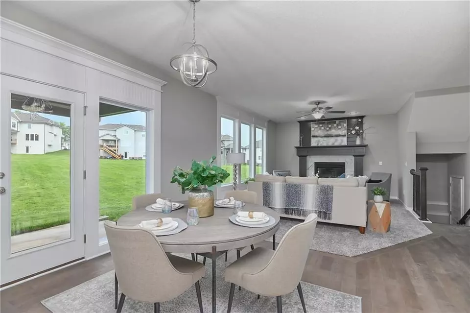 Dining - 6118 Lewis Dr, Shawnee, KS 66226 photo 5 of 5