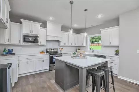 Kitchen - 6118 Lewis Dr, Shawnee, KS 66226 photo 1 of 4