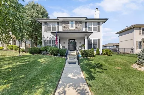 407 N Silver Hill St, Olathe, KS 66061
