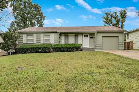 4512 S Grand Ave, Independence, MO 64055