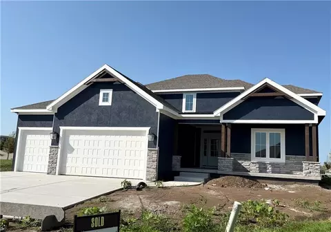 13036 W 174th Pl, Overland Park, KS 66221
