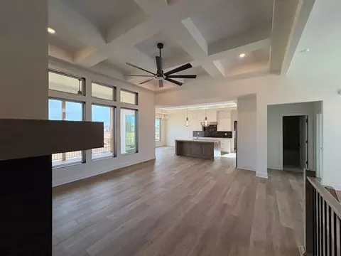Living - 4733 NW Sienna Rdg, Riverside, MO 64150 photo 5 of 11