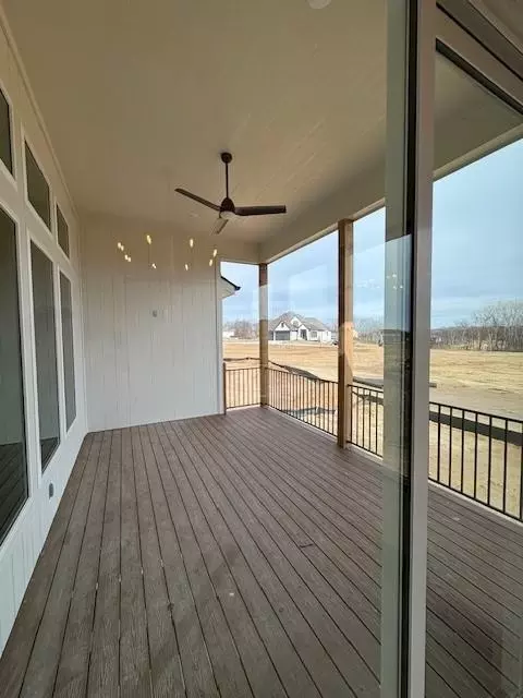 Exterior - 4733 NW Sienna Rdg, Riverside, MO 64150 photo 3 of 3