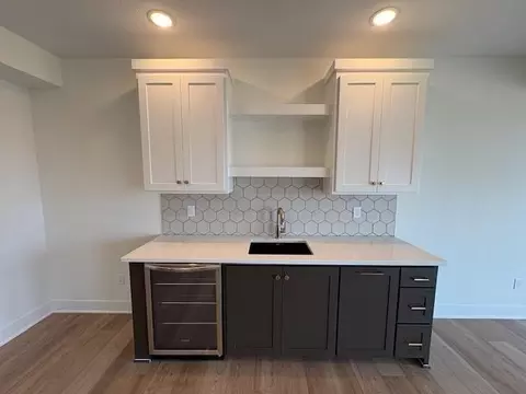 Kitchen - 4733 NW Sienna Rdg, Riverside, MO 64150 photo 7 of 7