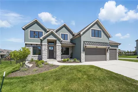 1312 NW 107th Ter, Kansas City, MO 64155