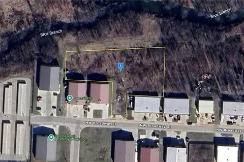 1402 NW Broadway Trwy, Grain Valley, MO 64029