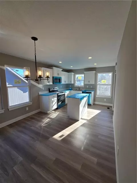 Kitchen - 513 W Smith St, Spring Hill, KS 66083 photo 1 of 3