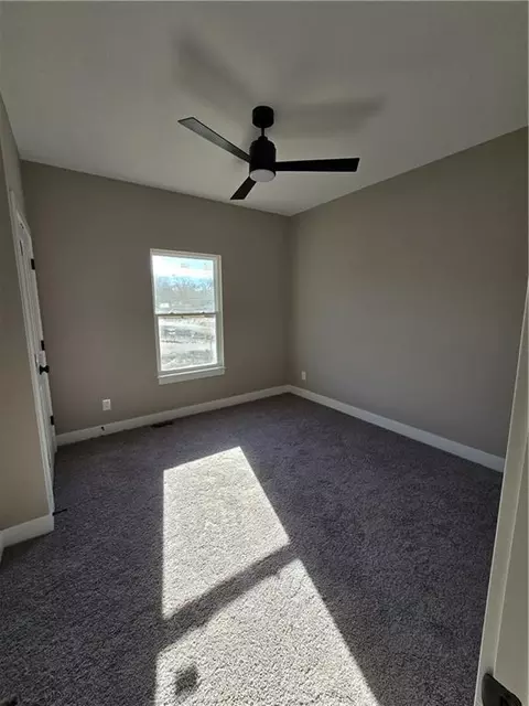 Bedroom - 513 W Smith St, Spring Hill, KS 66083 photo 3 of 4