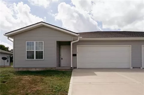 10717 E 46th Ter, Kansas City, MO 64133