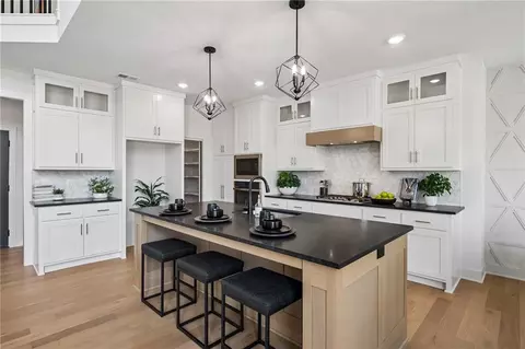 Kitchen - 5154 NW 47th Ter, Riverside, MO 64150 photo 1 of 3