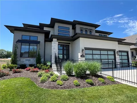 17101 Rosehill St, Overland Park, KS 66221