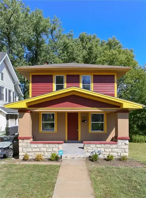 3831 Indiana Ave, Kansas City, MO 64128
