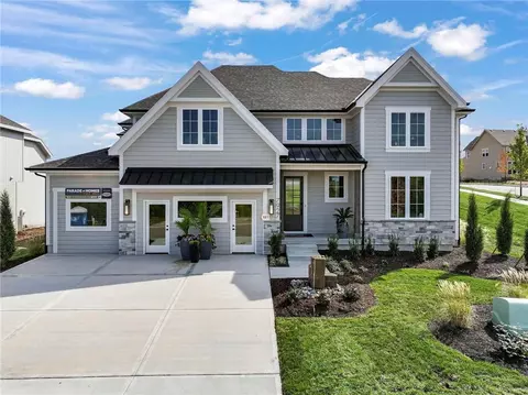 7927 Round Prairie St, Shawnee, KS 66220