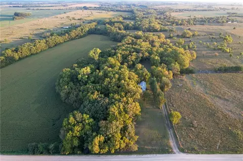 1000 J Ave, Council Grove, KS 66846