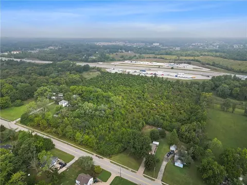 7320 Riverview Ave, Kansas City, KS 66112