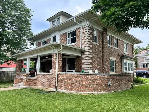 3545 Forest Ave, Kansas City, MO 64130
