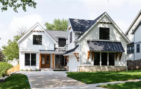 4024 W 73rd St, Prairie Village, KS 66208