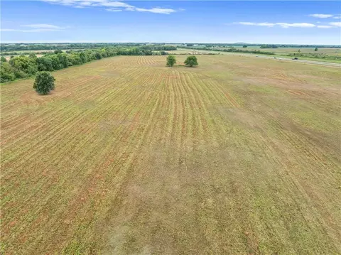 Nw 90th Road, Sheldon, MO 64784 photo 5