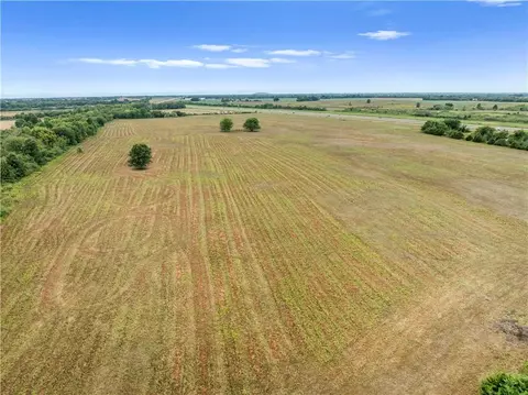 Nw 90th Road, Sheldon, MO 64784 photo 4