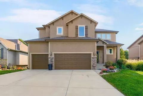 12169 S Valley Rd, Olathe, KS 66061