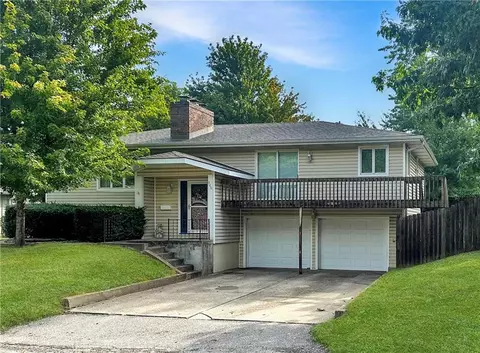 306 22nd St, Lexington, MO 64067