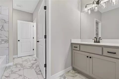 Entry Way - 4867 NW Vicolo Dellamore Way, Riverside, MO 64150 photo 5 of 5