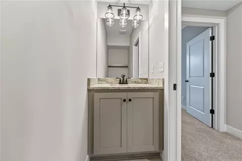 Bath - 4867 NW Vicolo Dellamore Way, Riverside, MO 64150 photo 9 of 9