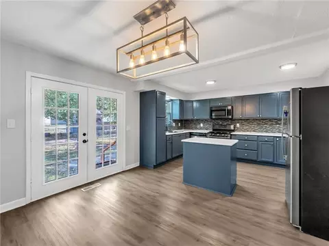 Kitchen - 1300 NE Browning Ln, Lees Summit, MO 64086 photo 1 of 4